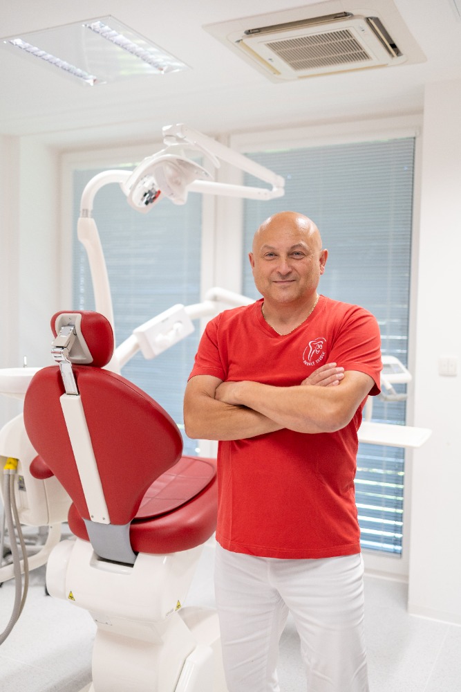 MUDr. Mareš Miroslav, MBA - praktický zubní lékař